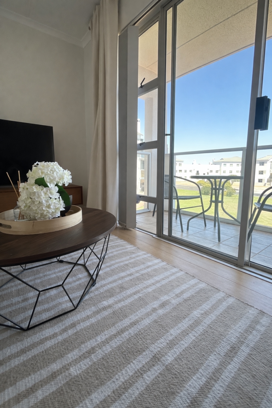 To Let 2 Bedroom Property for Rent in Big Bay Western Cape